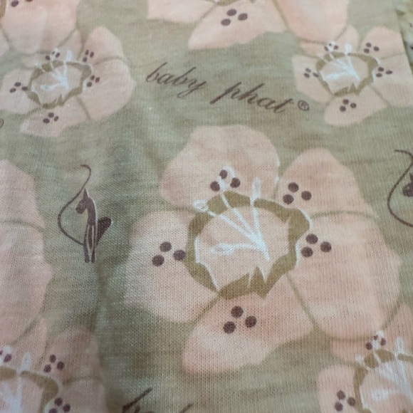 NWOT Baby Phat Floral 2 Pc Set Onesie & Pants 6/9 M - Picture 12 of 13